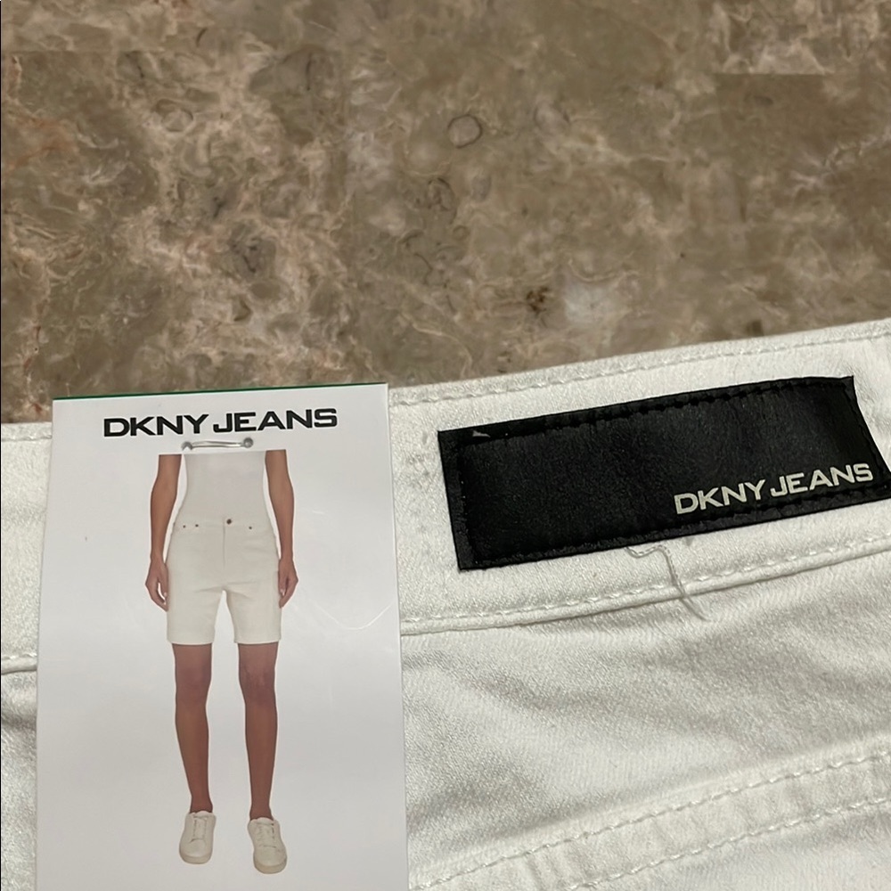 DKNY White Jeans Sleek Modern Style
